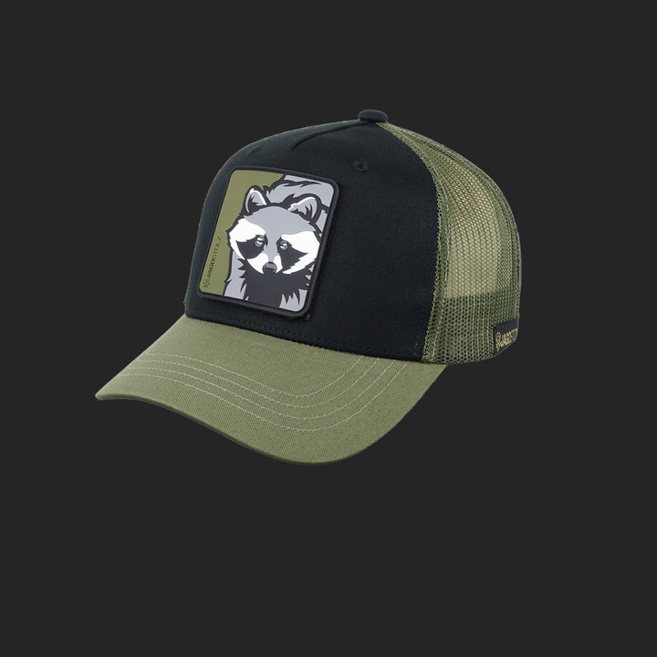 Jagdstolz Trucker Cap Schwarz/Oliv Patch Waschbär